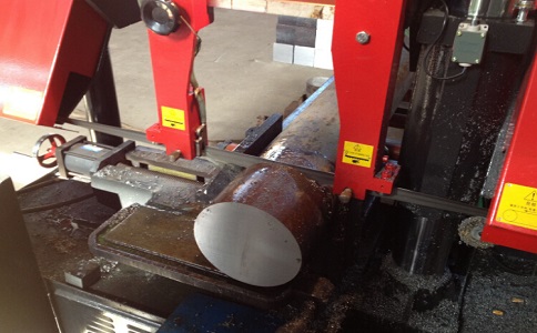 多祥镇卧式带锯床加工时出现明显振荡如何排查？